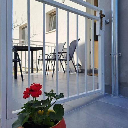 Apartman Tanja Appartamento Bilice Esterno foto