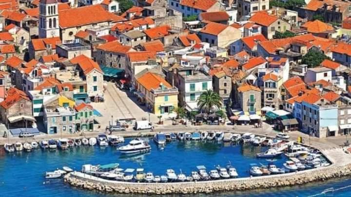 Apartman Tanja Appartamento Bilice Esterno foto