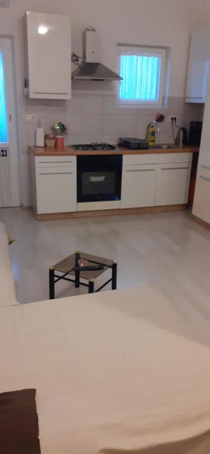 Apartman Tanja Appartamento Bilice Esterno foto